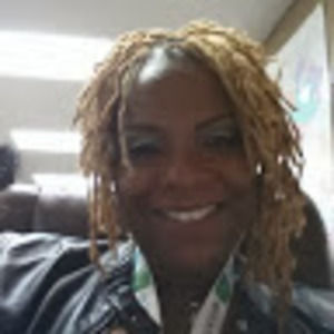 Meet your Posher, Tonya